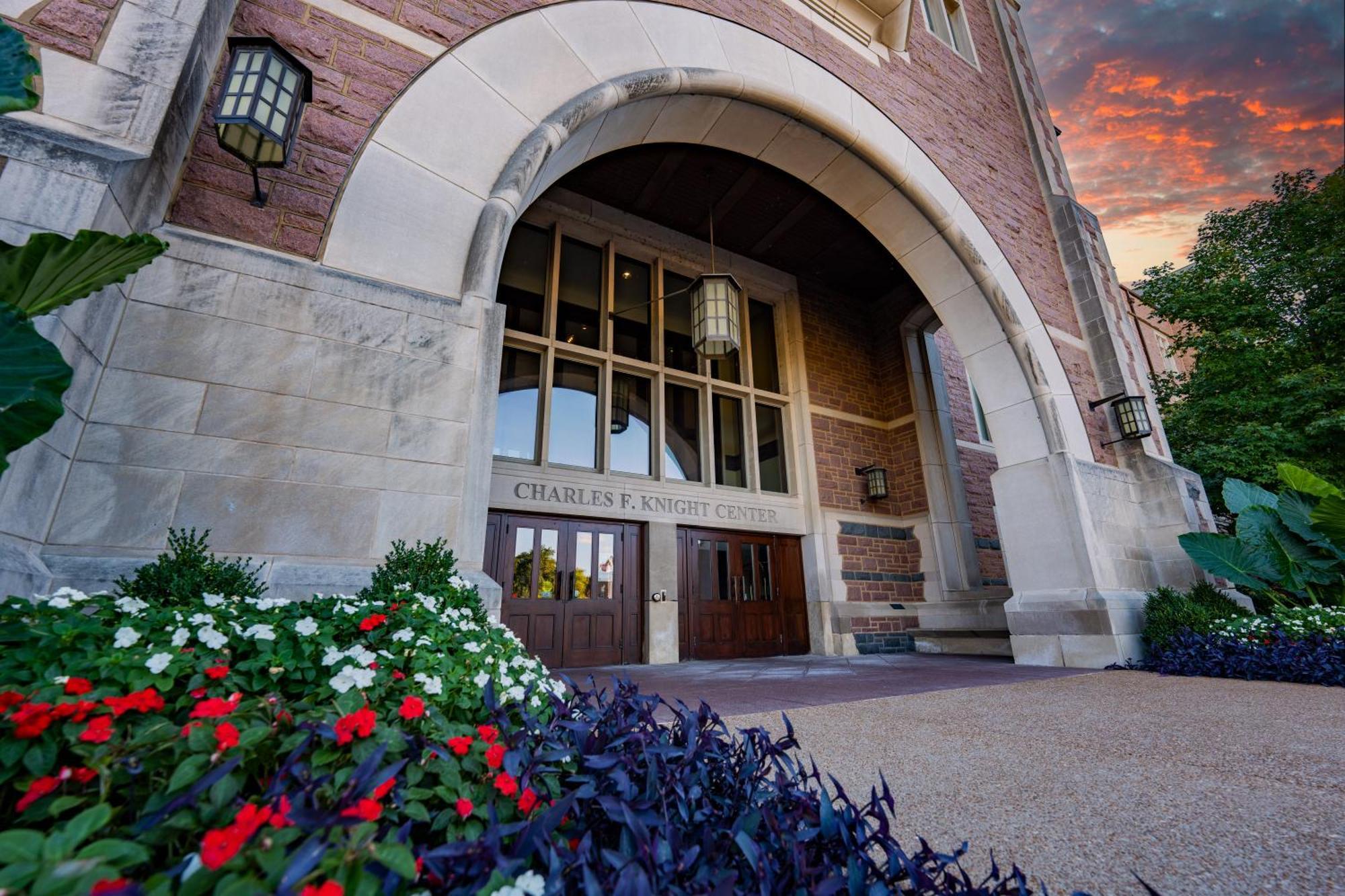 The Knight Center At Washington University University City Extérieur photo